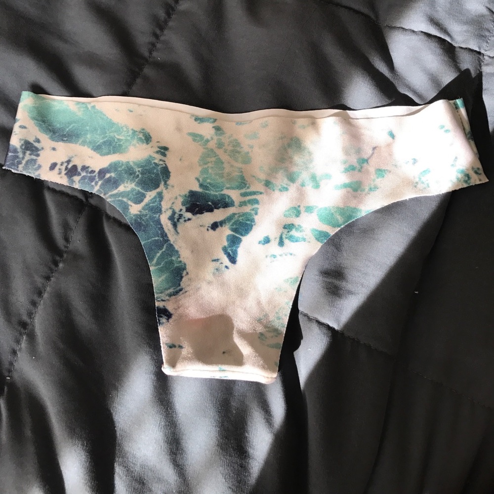 Bikini bottom - Picture 2 of 2